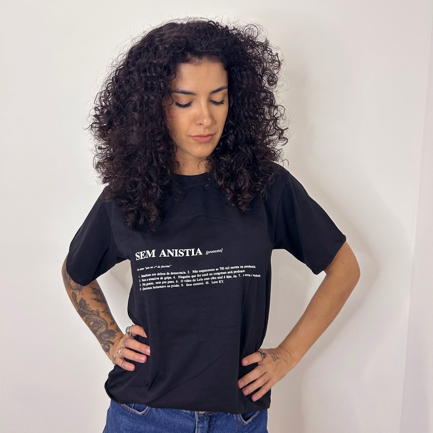 Camiseta UNISSEX Sem Anistia (EXCLUSIVO)