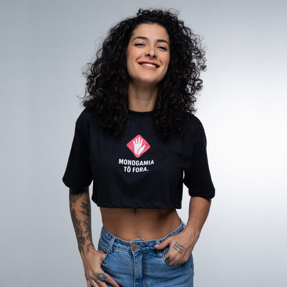 Cropped Oversized Monogamia Tô Fora!
