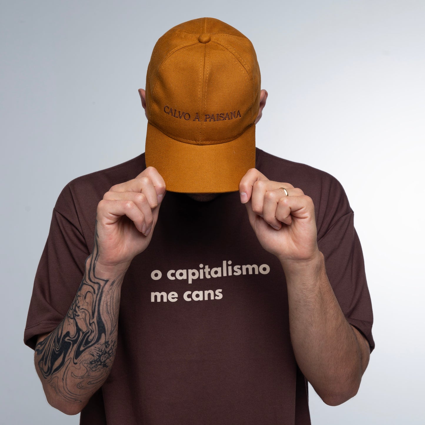 Boné Calvo À Paisana