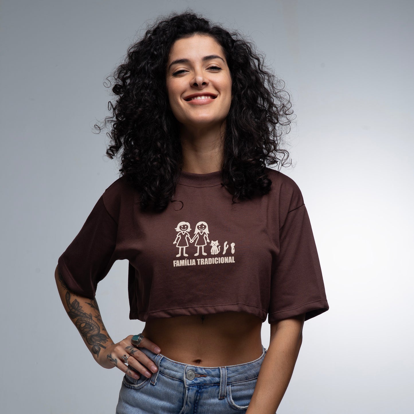 Cropped Oversized Família Tradicional