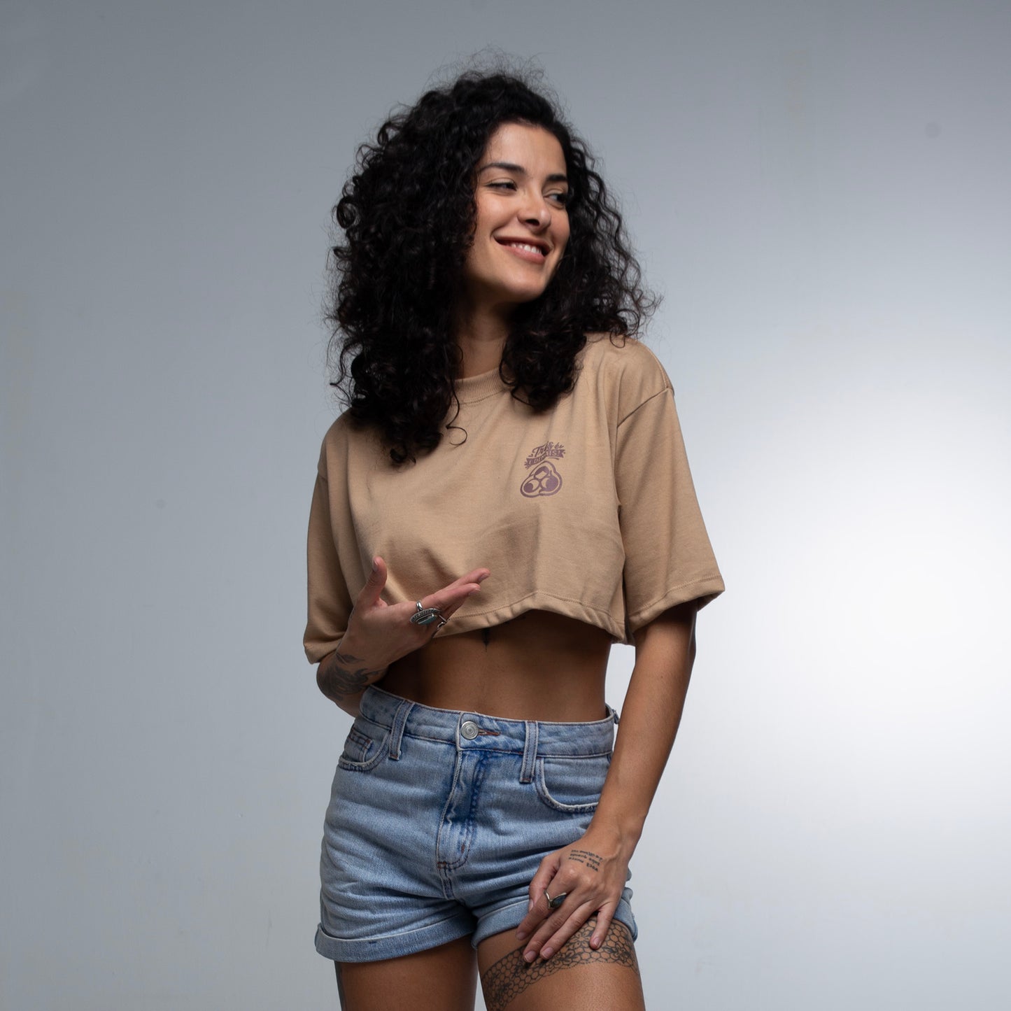 Cropped Oversized Três é D+