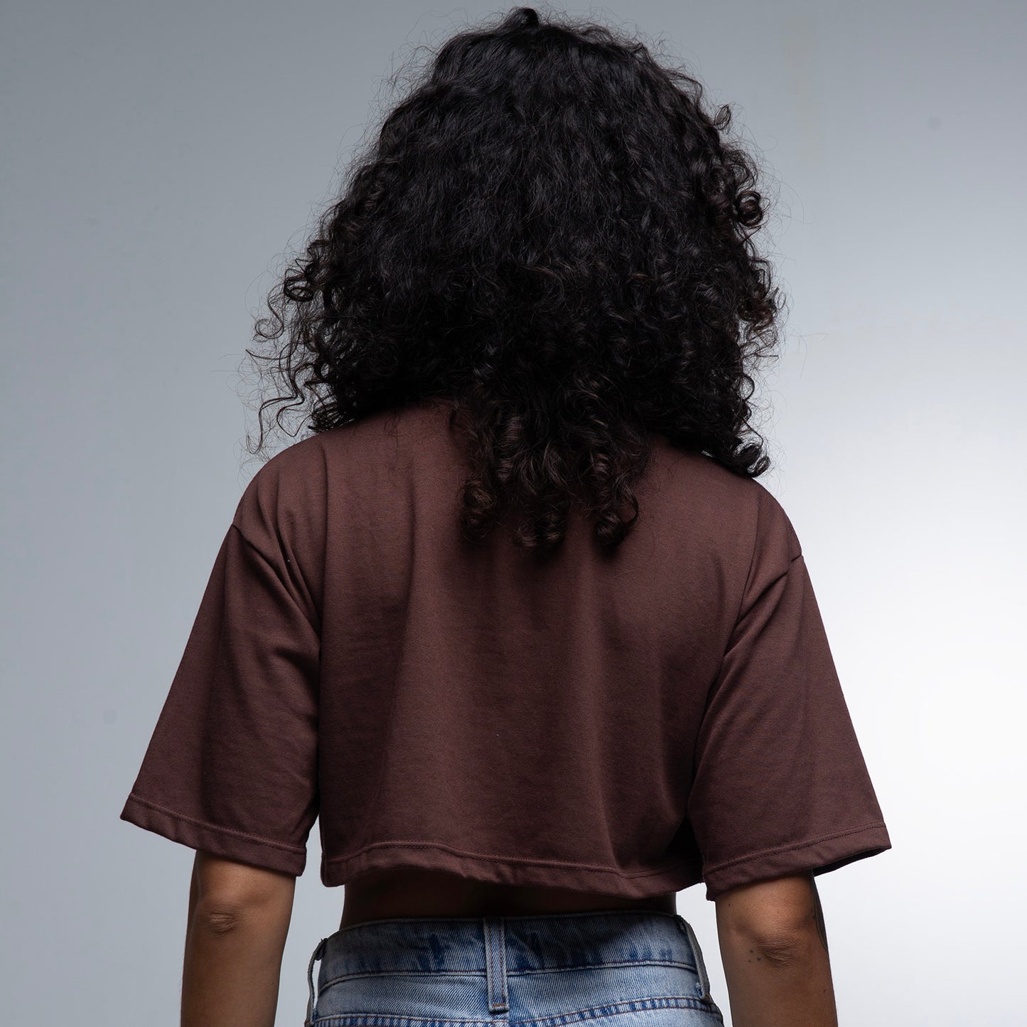Cropped Oversized Monogamia Tô Fora!