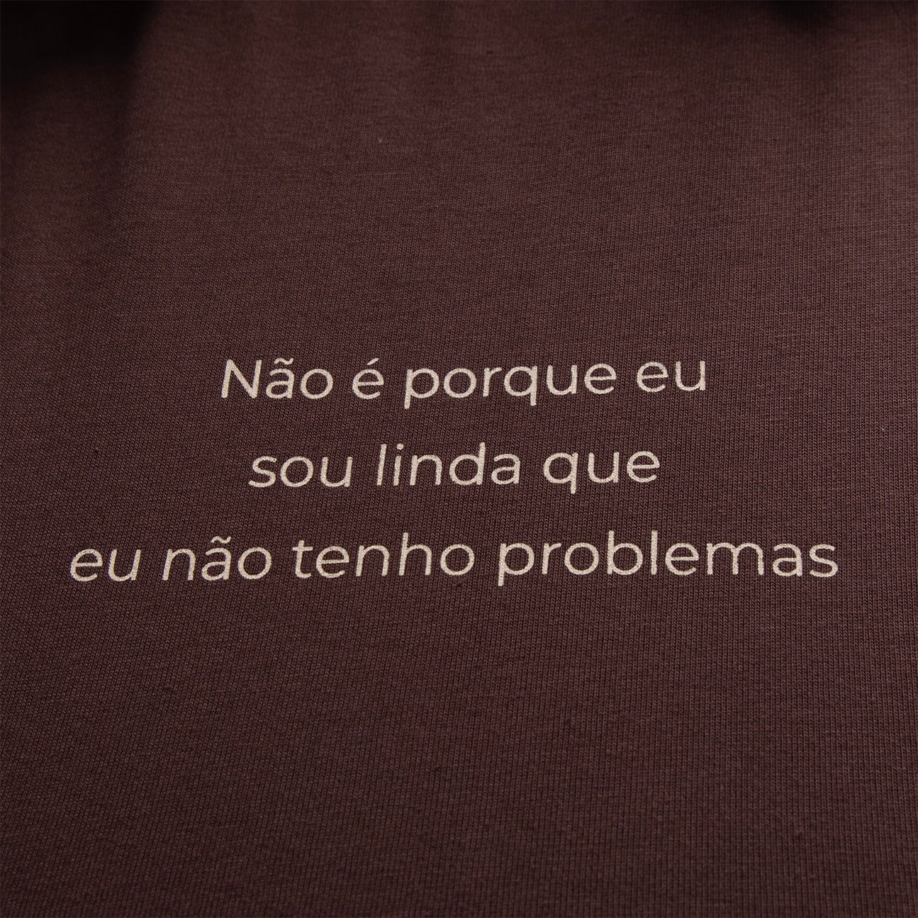 Camiseta Oversized Linda & Com Problemas