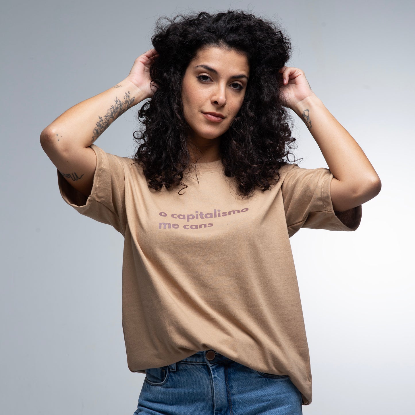 Camiseta UNISSEX Oversized Capitalismo